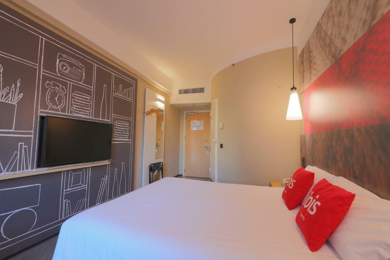 Ibis Qingdao Ningxia Road Hotel Luaran gambar